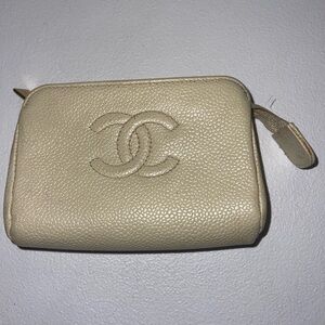 Chanel Black Pebbled CC Logo Pouch Pochette Zippy Cosmetic Bag